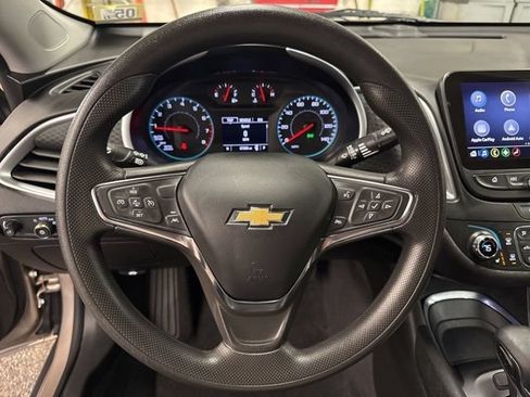 Used 2023 Chevrolet Malibu LT FWD image 13