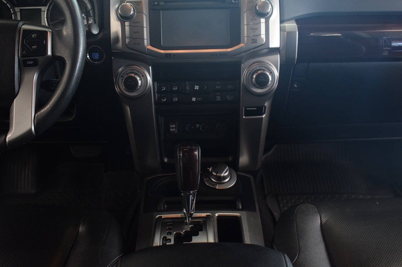 Used 2019 Toyota 4Runner Limited AWD/4WD image 31