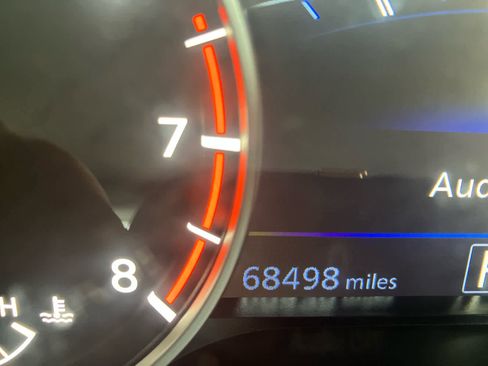 Used 2023 Nissan Altima 2.5 SR w/ SR Premium Package image 15