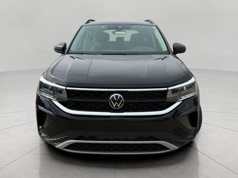 Used 2023 Volkswagen Taos S w/ Driver Assistance Package AWD/4WD image 4