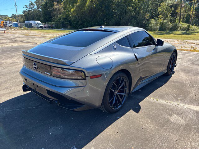Used 2025 Nissan Z Performance w/ Floor Mat Package RWD image 3