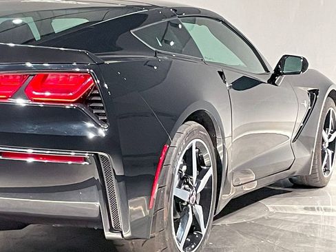 Used 2015 Chevrolet Corvette Stingray Coupe w/ 2LT Preferred Equipment Group image 28