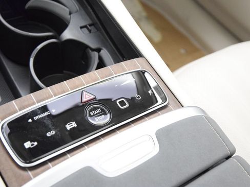 New 2026 Mercedes-Benz EQS 400 4MATIC SUV image 26