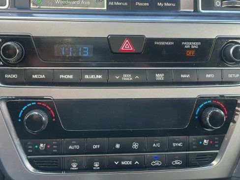 Used 2015 Hyundai Sonata Limited 2.0T image 21