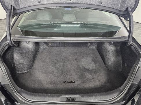 Used 2024 Nissan Altima 2.5 SV FWD image 20