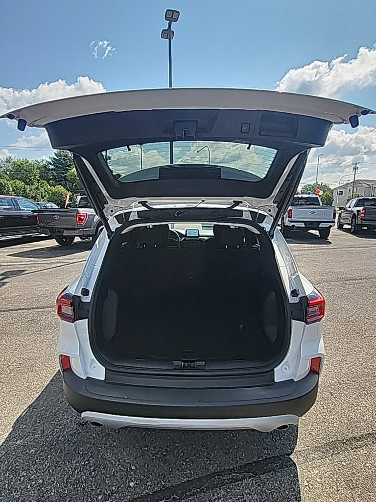 Used 2024 Ford Escape Active AWD/4WD image 11