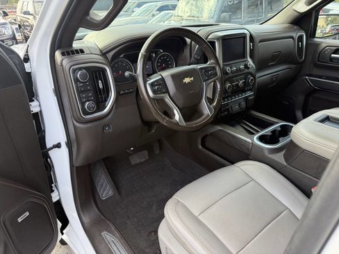 Used 2019 Chevrolet Silverado 1500 LTZ w/ LTZ Premium Package image 9