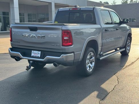 Used 2025 RAM 1500 Big Horn AWD/4WD image 3
