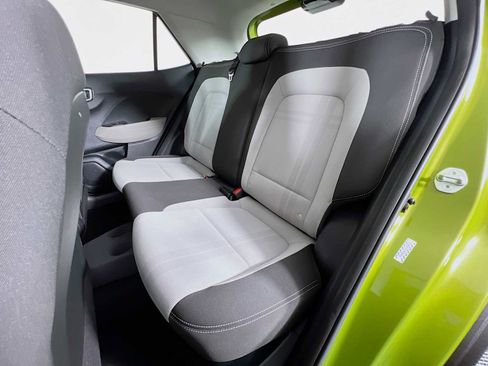 Certified 2023 Hyundai Venue SEL w/ Cargo Package image 24