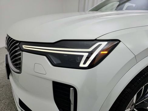 New 2026 Volvo XC90 T8 Ultra w/ Protection Package Premier image 28
