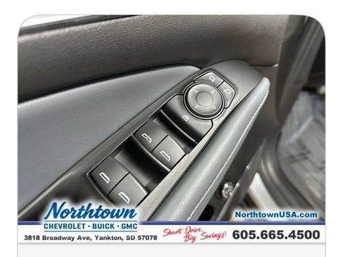 Used 2023 Buick Enclave Essence w/ Sport Touring Edition image 11