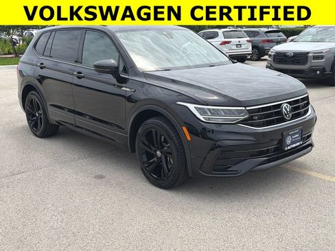 Certified 2023 Volkswagen Tiguan SE R-Line AWD/4WD image 1