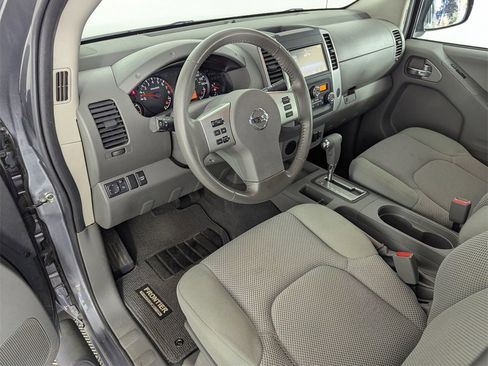 Used 2019 Nissan Frontier SV w/ Value Truck Package image 11