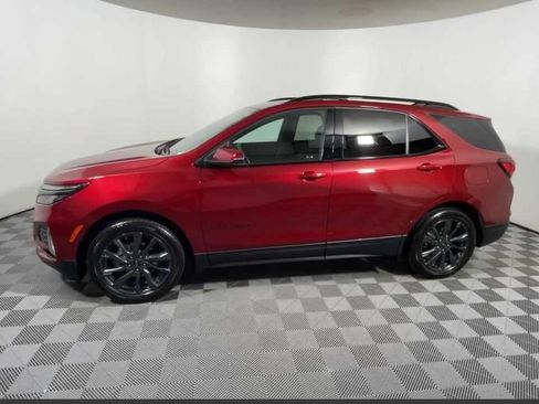 Certified 2022 Chevrolet Equinox RS w/ RS Leather Package FWD image 16