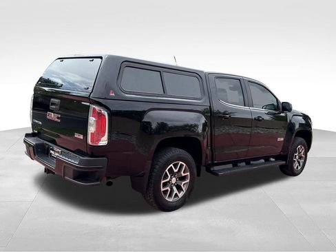 Used 2015 GMC Canyon SLE w/ All-Terrain Package AWD/4WD image 8