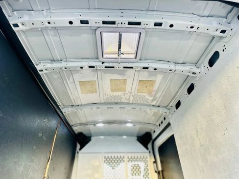 Used 2019 Ford Transit 150 148 Medium Roof RWD image 10