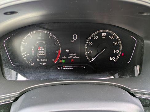 Used 2023 Honda Civic Sport image 29