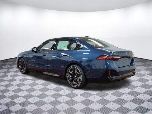 New 2026 BMW 550e xDrive w/ Executive Package image 3