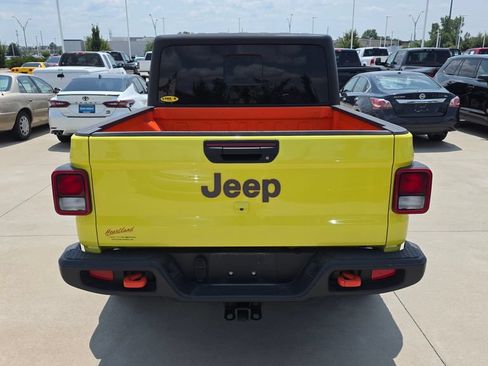 Used 2023 Jeep Gladiator Mojave w/ Cold Weather Group AWD/4WD image 4