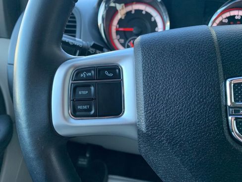 Used 2016 Dodge Grand Caravan SE w/ Quick Order Package 29E SE image 15