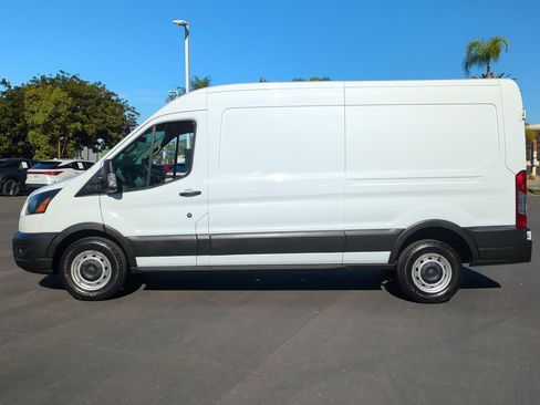 Used 2021 Ford Transit 250 Medium Roof image 8