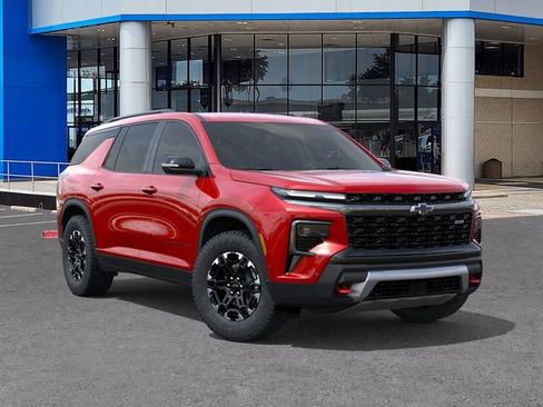 New 2027 Chevrolet Traverse Z71 w/ Enhanced Driving Package AWD/4WD image 7