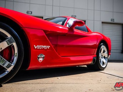 Used 2006 Dodge Viper SRT-10 RWD image 29