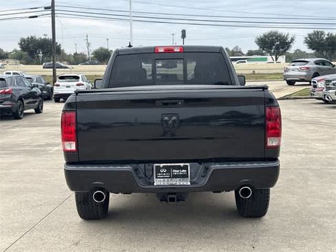 Used 2018 RAM 1500 Big Horn image 4