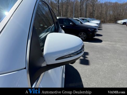 Certified 2023 Mercedes-Benz GLA 250 4MATIC image 11