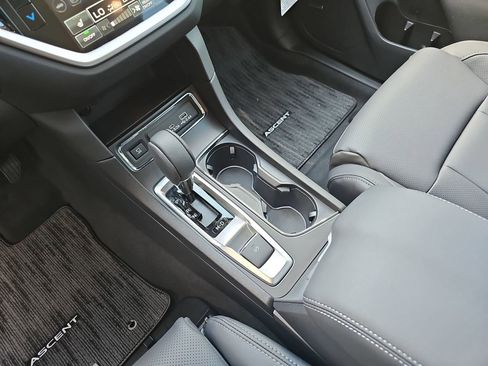 New 2026 Subaru Ascent Limited AWD/4WD image 32