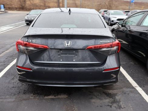 Certified 2022 Honda Civic Touring image 6
