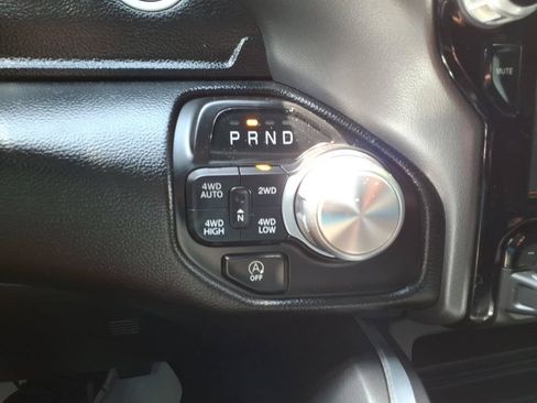 Used 2022 RAM 1500 Laramie AWD/4WD image 38