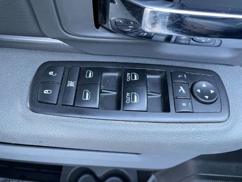 Used 2018 RAM 1500 Big Horn image 18