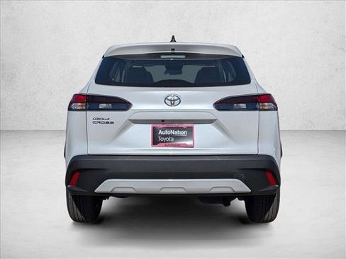 New 2026 Toyota Corolla Cross L image 8