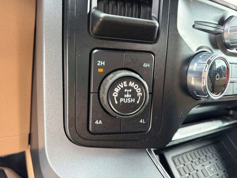 Used 2023 Ford F150 Lariat w/ Equipment Group 502A High image 34