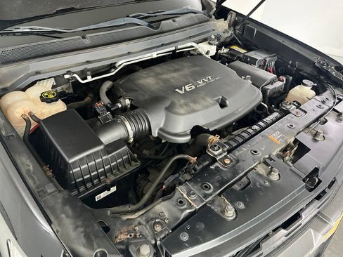 Used 2019 Chevrolet Colorado Z71 AWD/4WD image 11