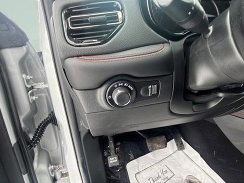 Certified 2025 Dodge Durango GT AWD/4WD image 11