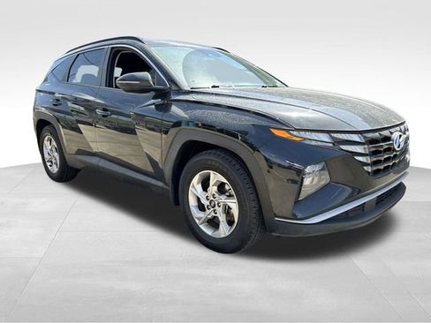 Used 2023 Hyundai Tucson SEL FWD image 5