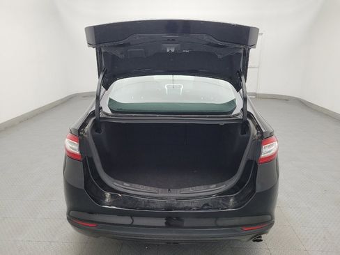 Used 2016 Ford Fusion SE FWD image 29