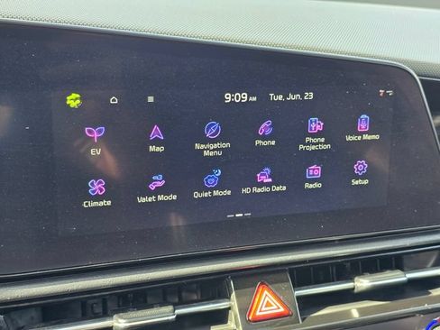 Certified 2023 Kia Niro Wave FWD image 30