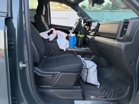 Used 2026 Chevrolet Silverado 1500 LT Trail Boss w/ Safety Package image 8