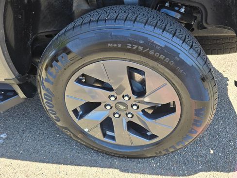 Used 2025 Ford F150 Lightning Lariat AWD/4WD image 5
