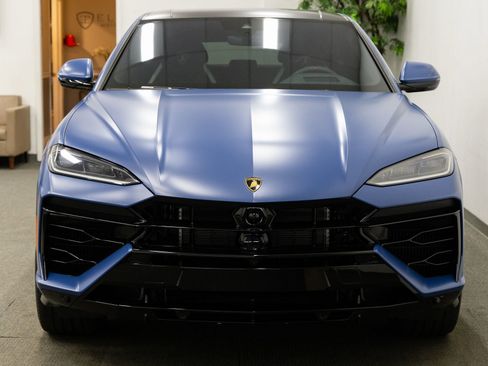 Used 2025 Lamborghini Urus SE image 12