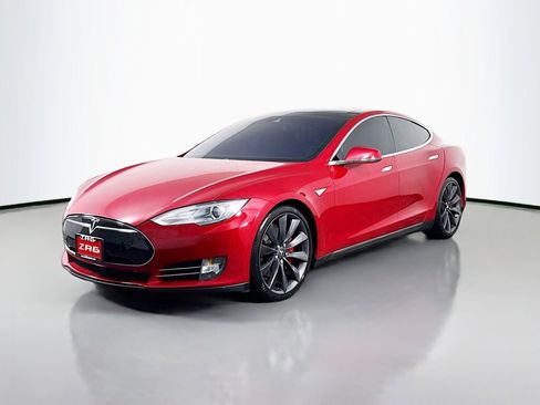 Used 2015 Tesla Model S P85D image 1