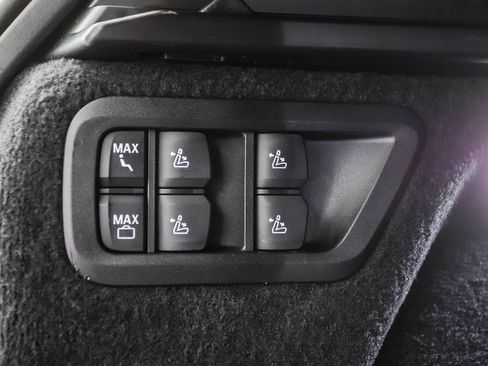 Used 2026 BMW X7 M60i AWD/4WD image 27
