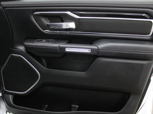Used 2021 RAM 1500 Laramie w/ Sport Appearance Package AWD/4WD image 27
