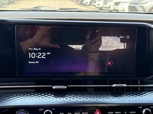 Used 2024 Kia Carnival SX Prestige FWD image 24