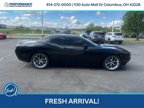 Used 2021 Dodge Challenger GT RWD image 3
