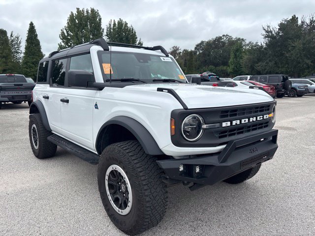 Used 2024 Ford Bronco Black Diamond AWD/4WD image 3