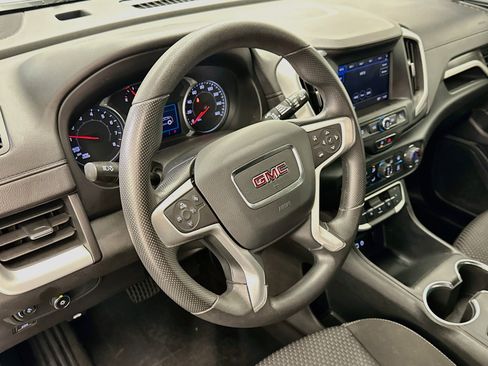 Used 2022 GMC Terrain SLE w/ Driver Convenience Package AWD/4WD image 18